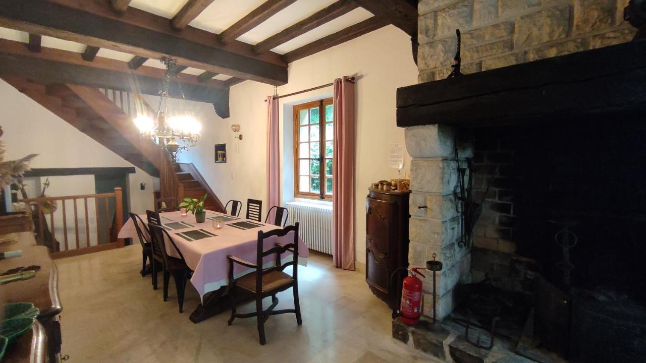 Bed and Breakfast La Fontaine Du Mas Thiviers Экстерьер фото